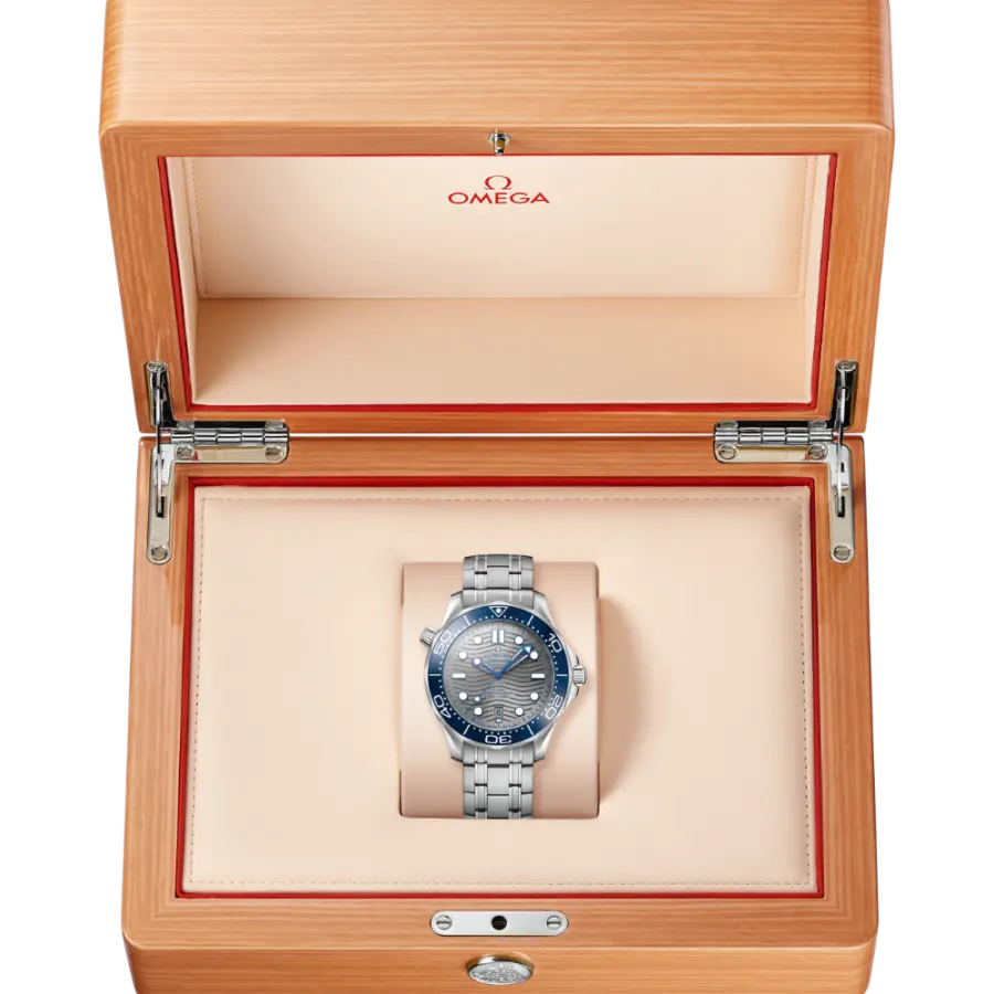 Omega Seamaster Ref# 210.30.42.20.06.001 - Image 7