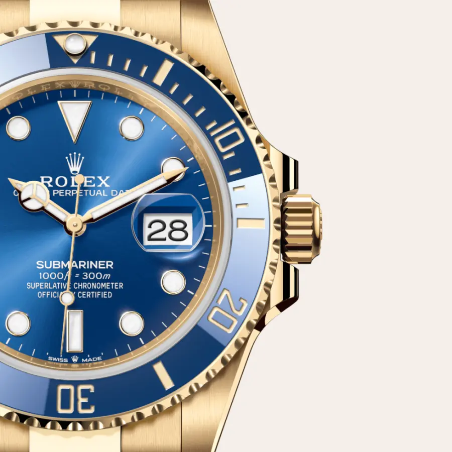 Rolex Submariner Date, 18k Yellow Gold, 41mm, Ref# 126618lb-0002 - Image 3