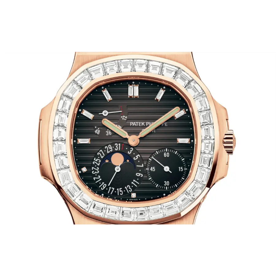 Patek Philippe Nautilus Watch – 5724R-001 - Image 2
